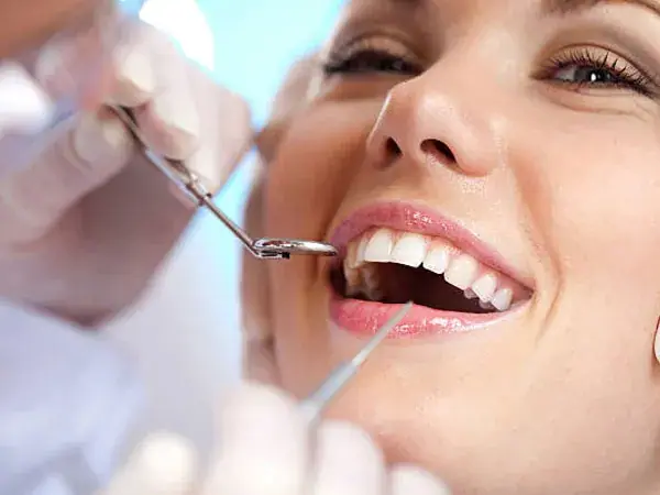 Dental hygiene Vienna – professional dental cleaning at Dentalaesthetics, 1010 Vienna